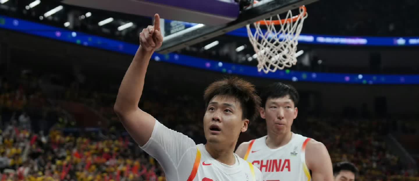 胡金秋27分广厦击败辽宁赵睿26分新疆胜吉林(cba广厦轻取吉林 胡金秋21+10)