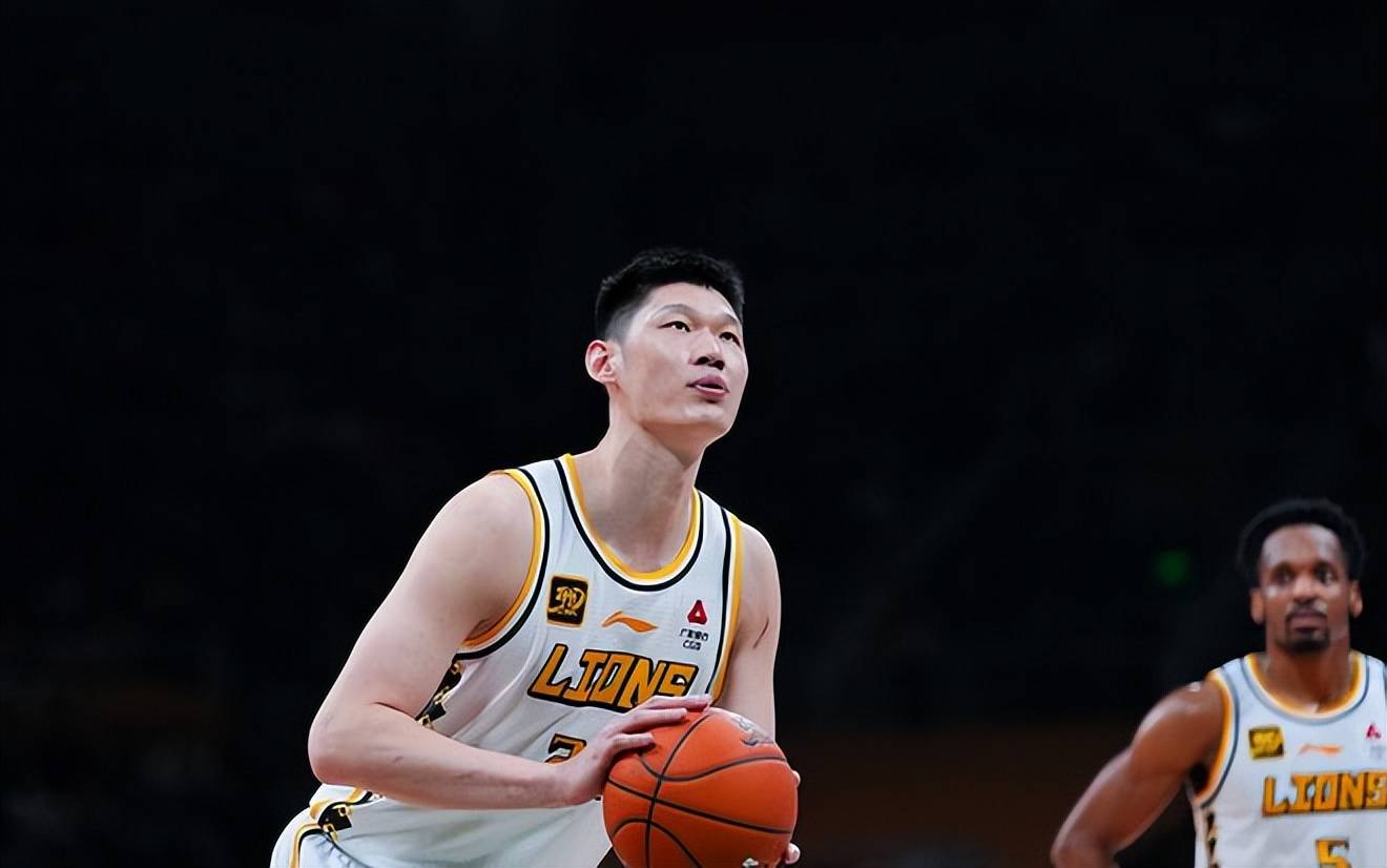 胡金秋27分广厦击败辽宁赵睿26分新疆胜吉林(cba广厦轻取吉林 胡金秋21+10)
